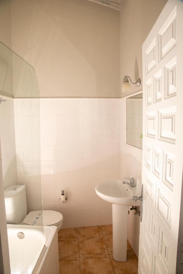 Apartamentos El Patio Леронес Экстерьер фото